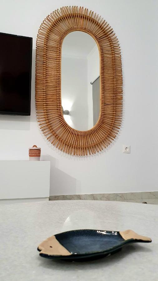 Alexandra'S Boutique House Apartment Triovasalos Bagian luar foto